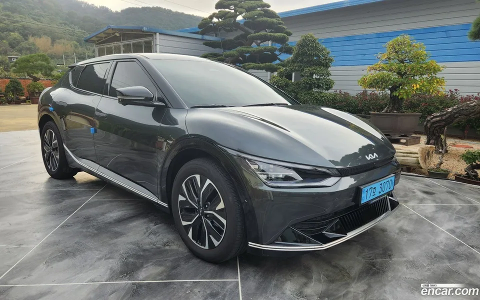 Kia EV6 4WD 2024 — миниатюра 2
