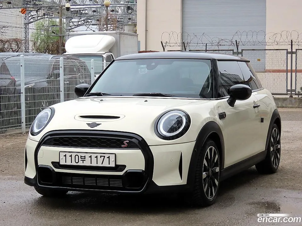 MINI Cooper S 2022 — миниатюра 2