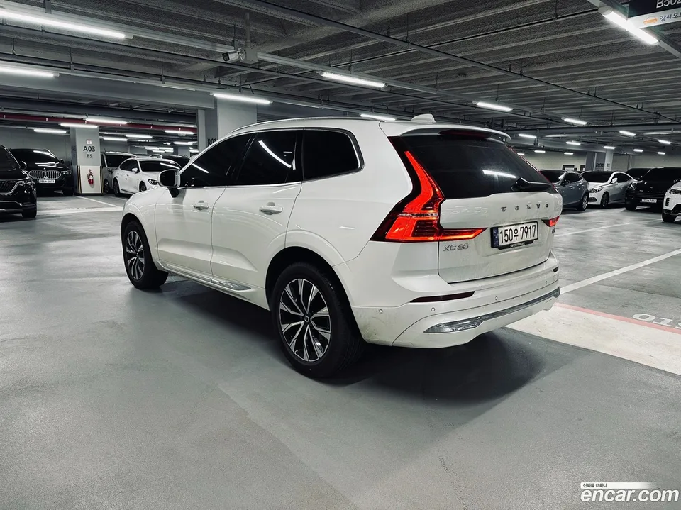 Volvo XC60 B5 2023 — миниатюра 5
