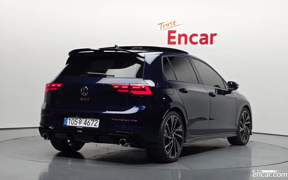 Volkswagen Golf 2.0 GTI 2024 — миниатюра 2