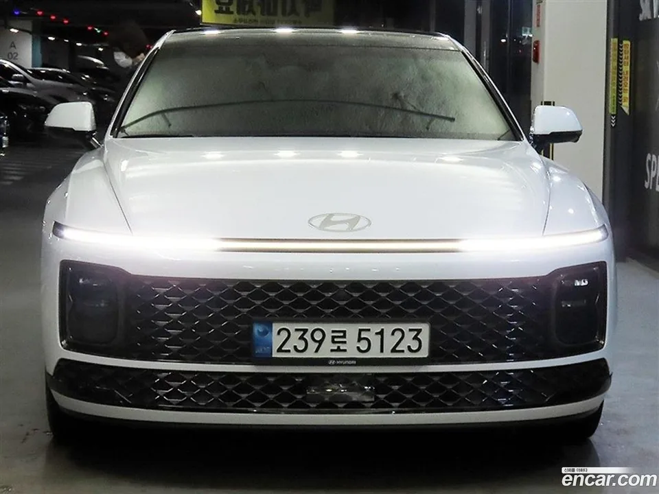 Hyundai Grandeur Hybrid 2023 — миниатюра 3