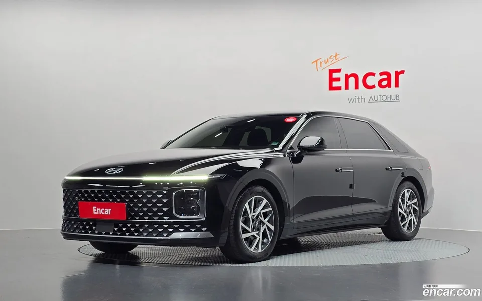 Hyundai Grandeur Hybrid 2023 — фото 1, купить с доставкой в Москву