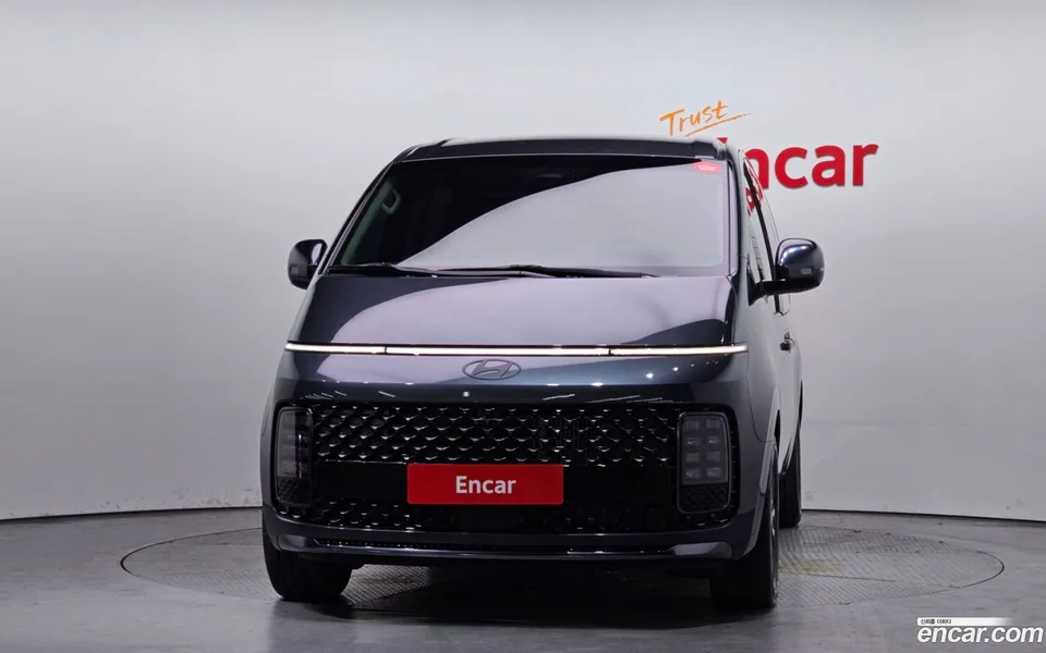Hyundai Staria HEV 1.6 7 2024 — миниатюра 3