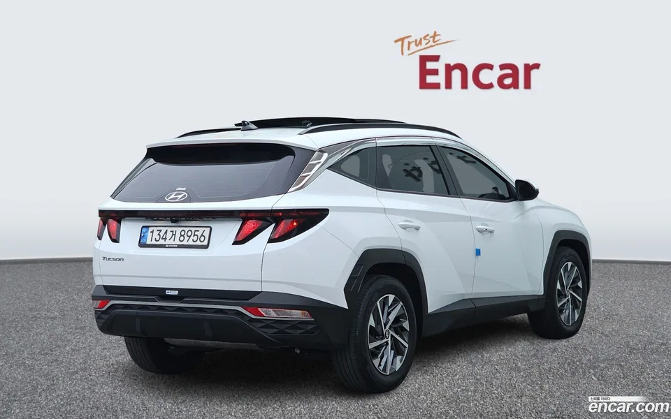 Hyundai Tucson 1.6 2WD 2022 — миниатюра 2