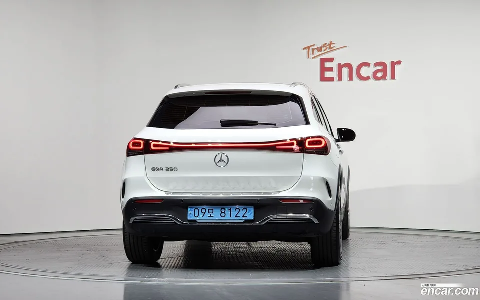Mercedes-Benz EQA EQA250 2023 — миниатюра 4