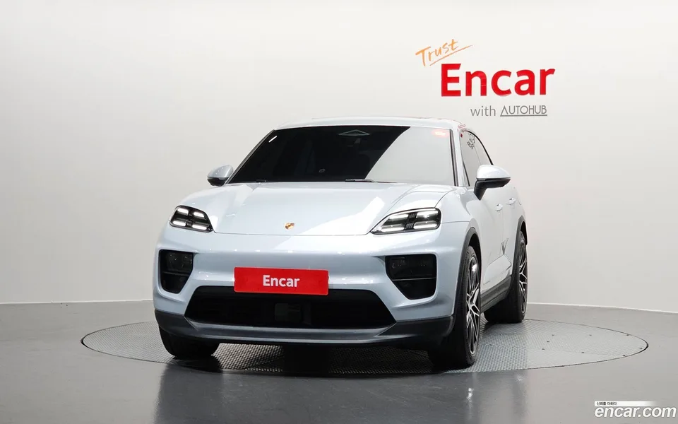 Porsche Macan Electric 4S 2025 — миниатюра 3