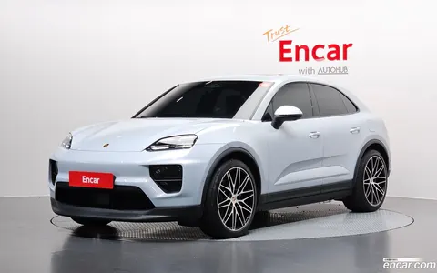 Porsche Macan Electric 2025 buy in Moscow