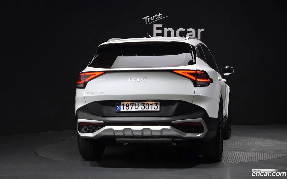 Kia Sportage 1.6 2WD 2022 — миниатюра 4