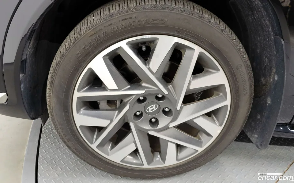 Hyundai SantaFe 2.5T 2WD 2023 — миниатюра 5