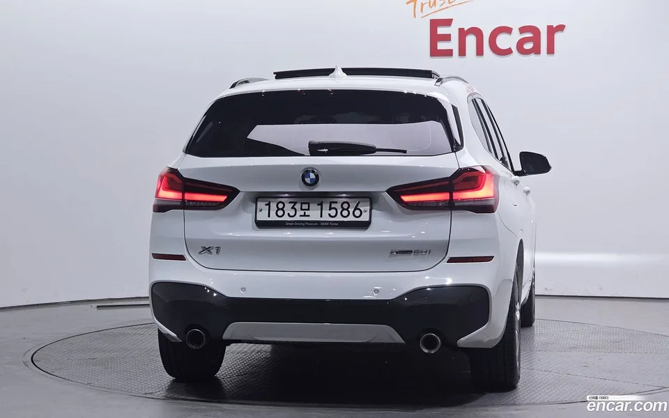 BMW X1 xDrive 20i M 2022 — миниатюра 4