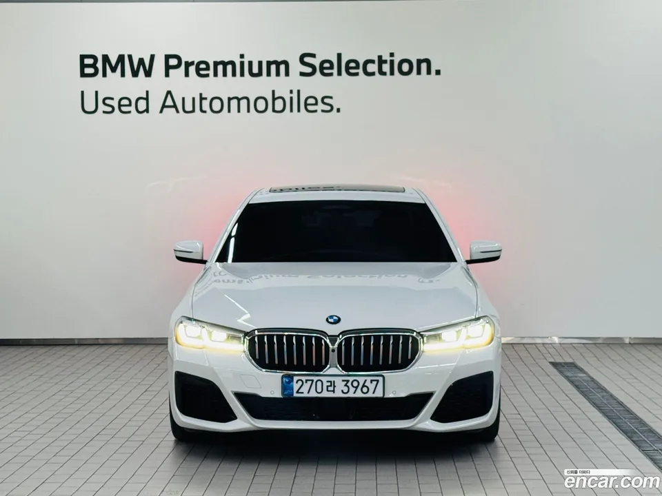 BMW 5 Series 520i M 2023 — миниатюра 3