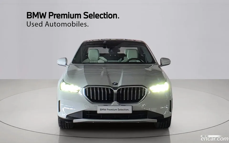 BMW 5 Series 520i 2025 — миниатюра 3