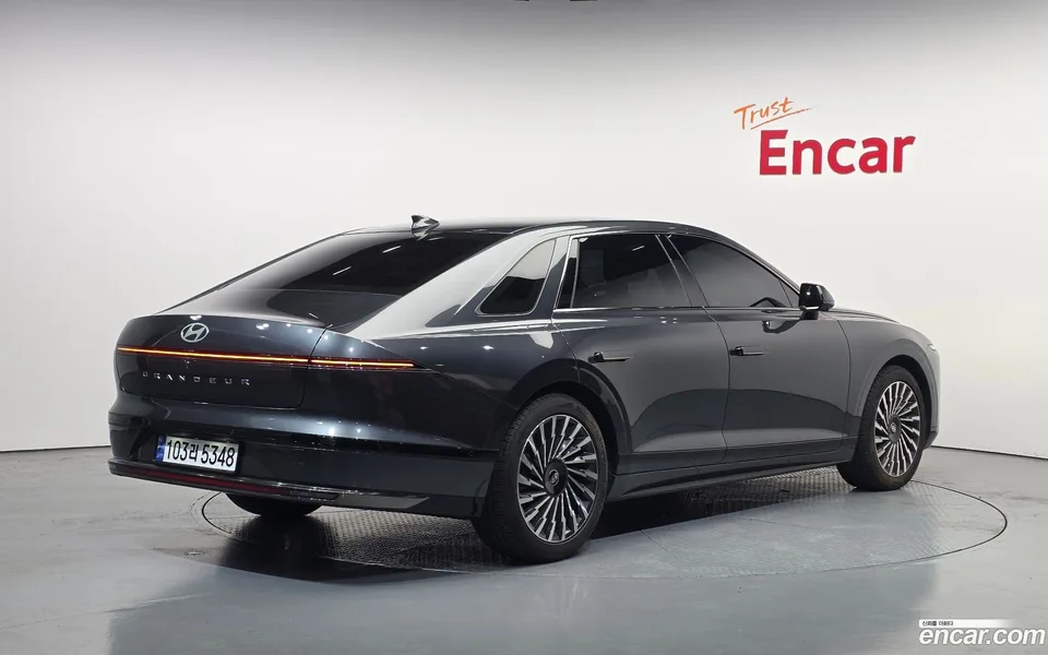 Hyundai Grandeur 3.5 4WD 2023 — миниатюра 2