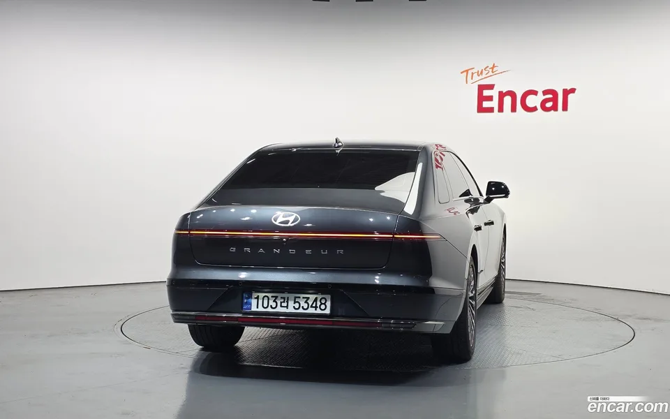 Hyundai Grandeur 3.5 4WD 2023 — миниатюра 4