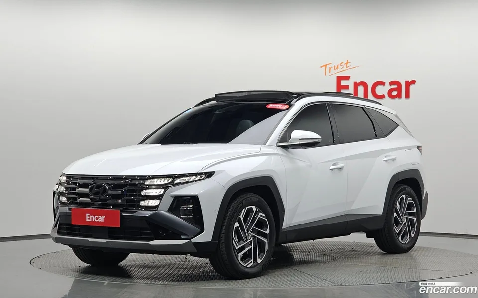 Hyundai Tucson Hybrid NX4 HEV 1.6 2WD 2025 — фото 1, купить с доставкой в Москву