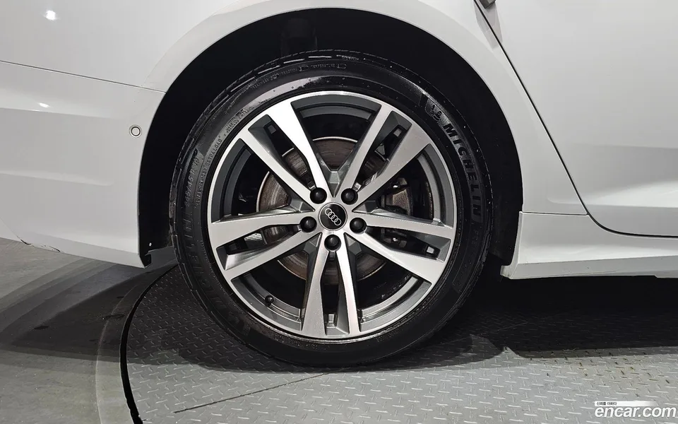 Audi A6 45 TFSI 2023 — миниатюра 5