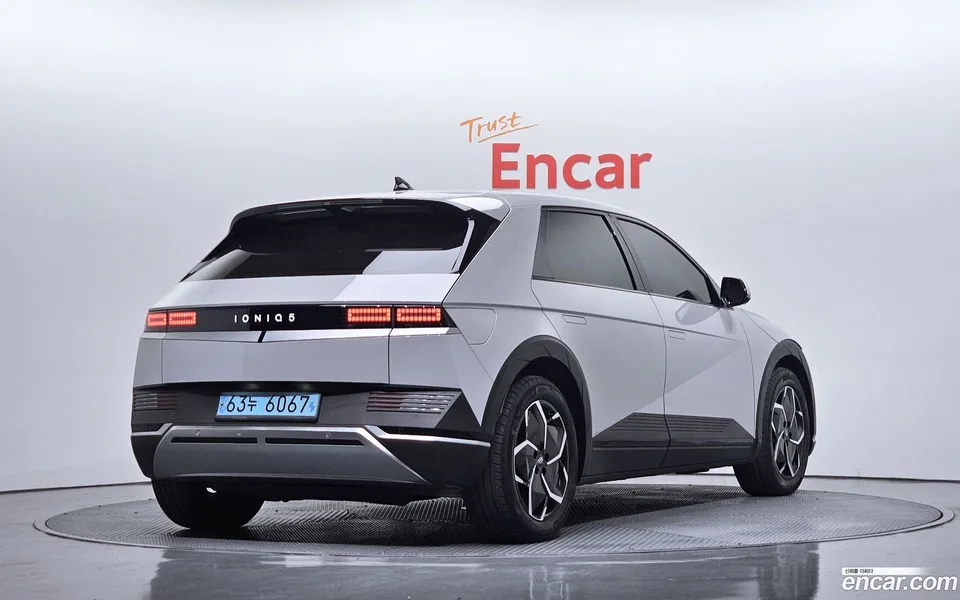 Hyundai Ioniq 5 2022 — миниатюра 2