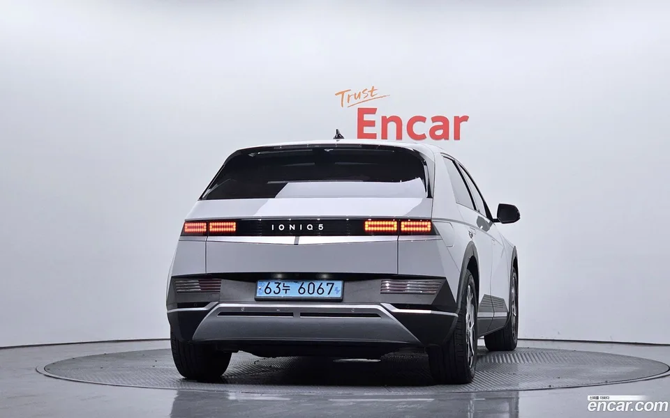 Hyundai Ioniq 5 2022 — миниатюра 4