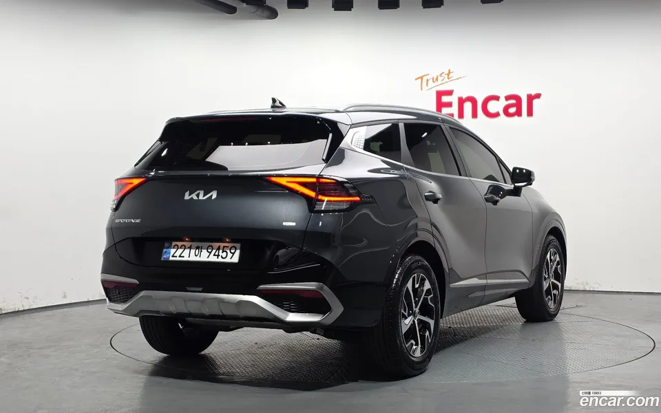 Kia Sportage Hybrid 2WD 2024 — миниатюра 2