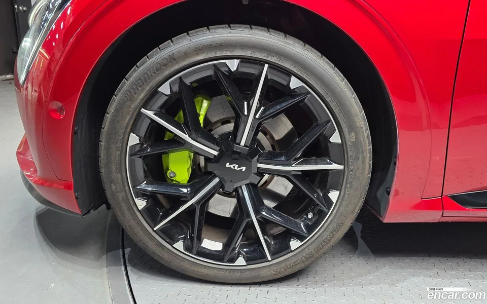 Kia EV6 GT 4WD 2025 — миниатюра 5