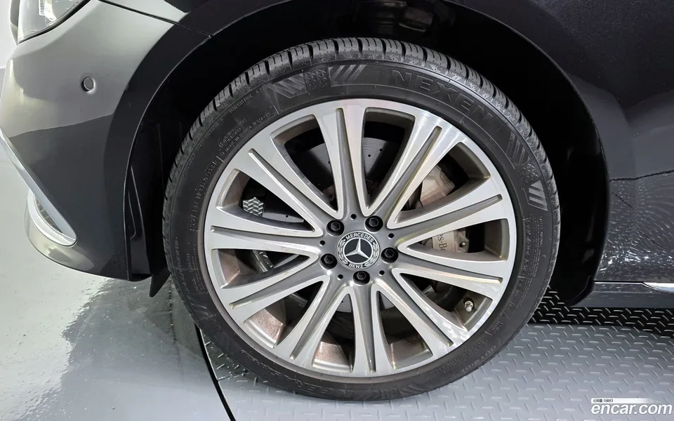 Mercedes-Benz E-Class E450 4MATIC 2022 — миниатюра 5