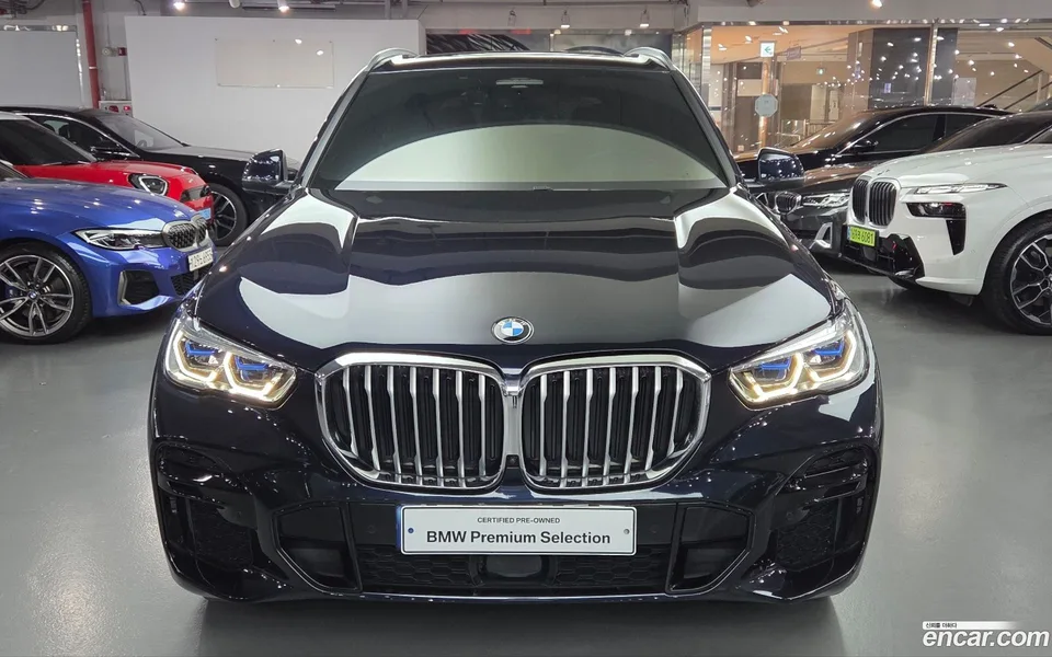 BMW X5 xDrive 40i M 2022 — миниатюра 3