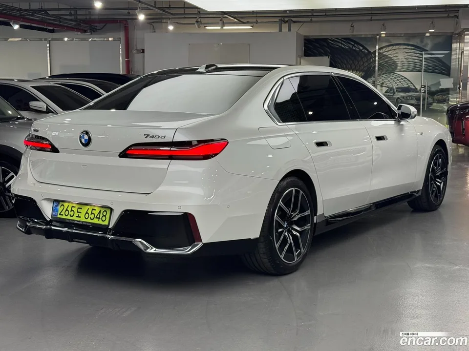 BMW 7 Series 740d xDrive M 2025 — миниатюра 2