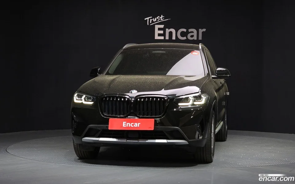 BMW X3 xDrive 20i 2022 — миниатюра 3