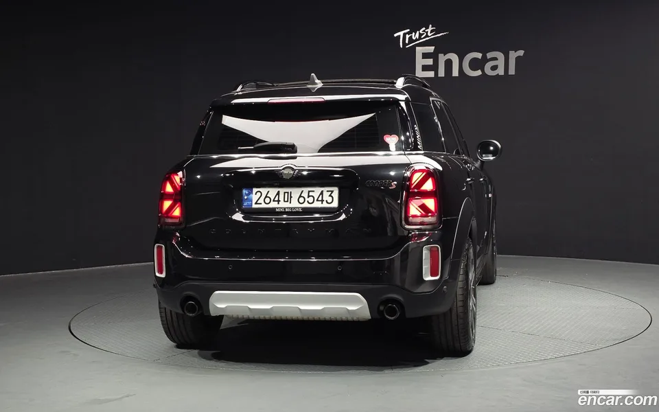 MINI Cooper S Countryman ALL4 2023 — миниатюра 4