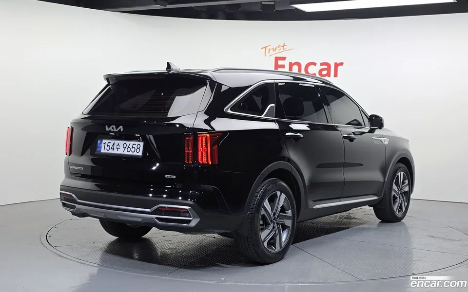 Kia Sorento HEV 1.6 2WD 2023 — миниатюра 2
