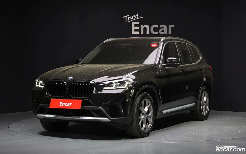 BMW X3 xDrive 20i 2022 — фото 1, купить с доставкой в Москву