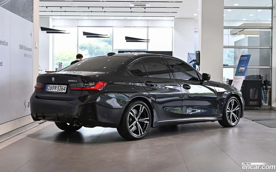 BMW 3 Series 320d M 2025 — миниатюра 2