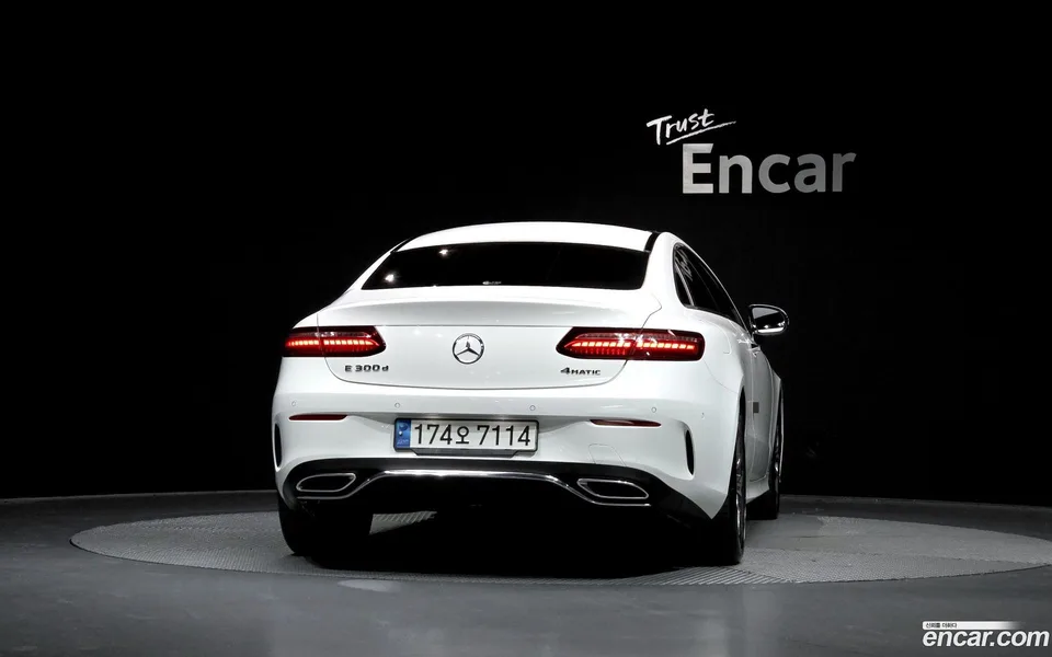 Mercedes-Benz E-Class E300d 4MATIC 2023 — миниатюра 4