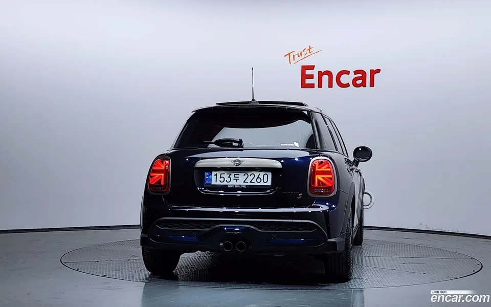 MINI Cooper S 5 2023 — миниатюра 4