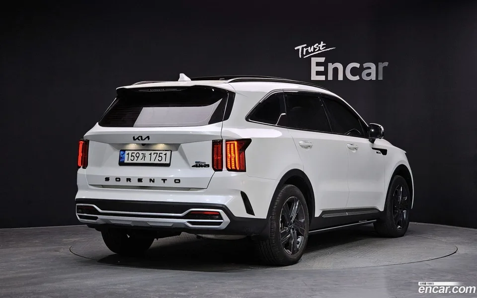 Kia Sorento HEV 1.6 4WD 2022 — миниатюра 2