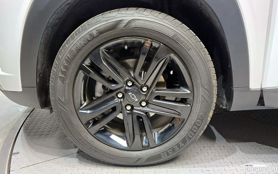 Chevrolet Trax Crossover 1.2 ACTIV 2023 — миниатюра 5