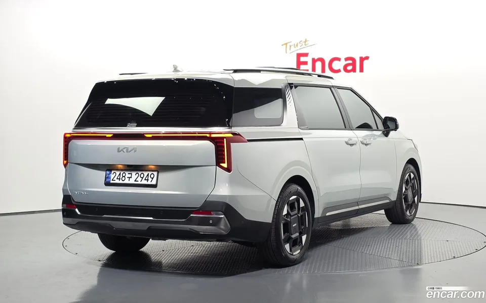 Kia Carnival 9 2025 — миниатюра 2