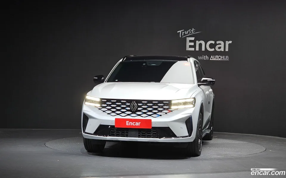 Renault Samsung Grand Koleos 1.5 E-TECH 2WD 2025 — миниатюра 3