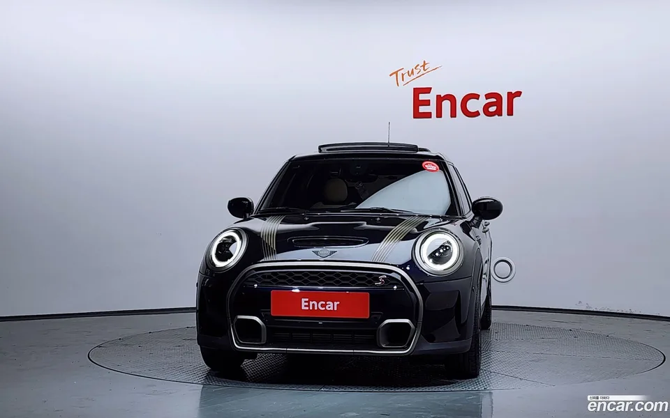 MINI Cooper S 5 2023 — миниатюра 3