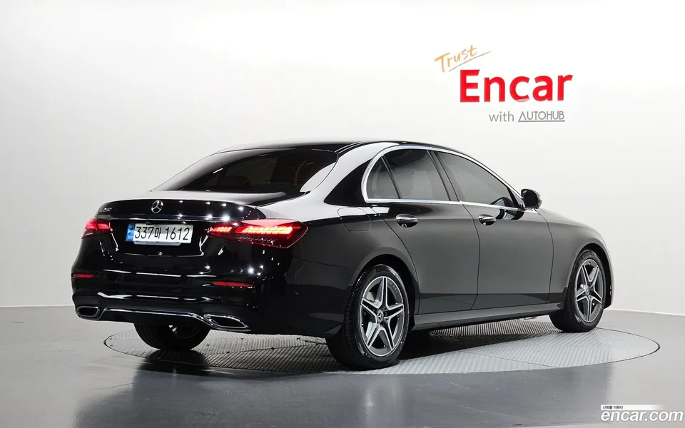 Mercedes-Benz E-Class E250 AMG Line 2023 — миниатюра 2