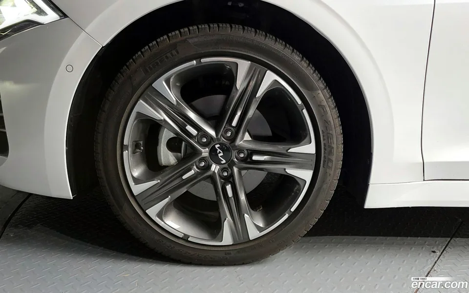 Kia K5 Hybrid 2022 — миниатюра 5