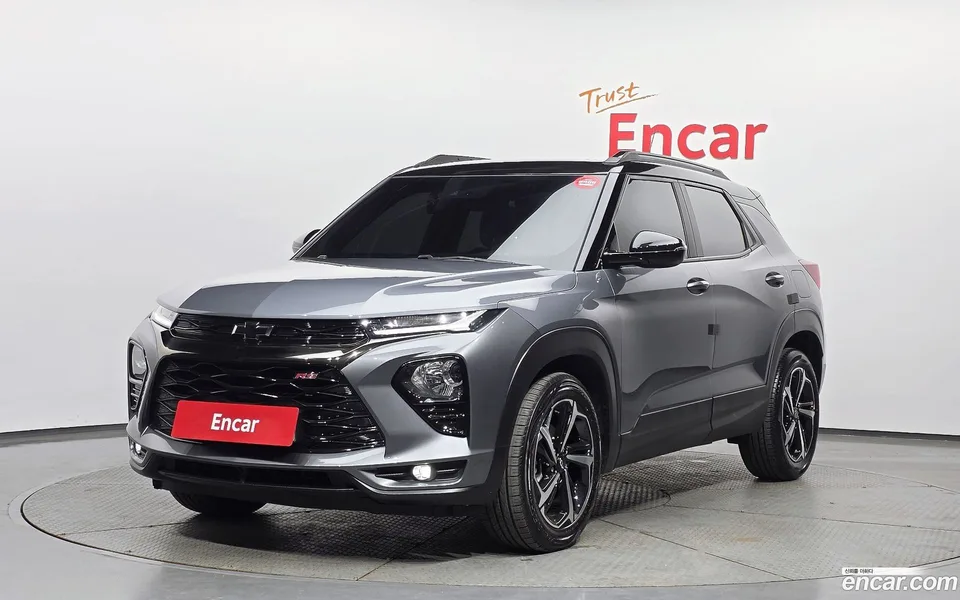 Chevrolet Trailblazer 1.3 2WD 2022 — фото 1, купить с доставкой в Москву