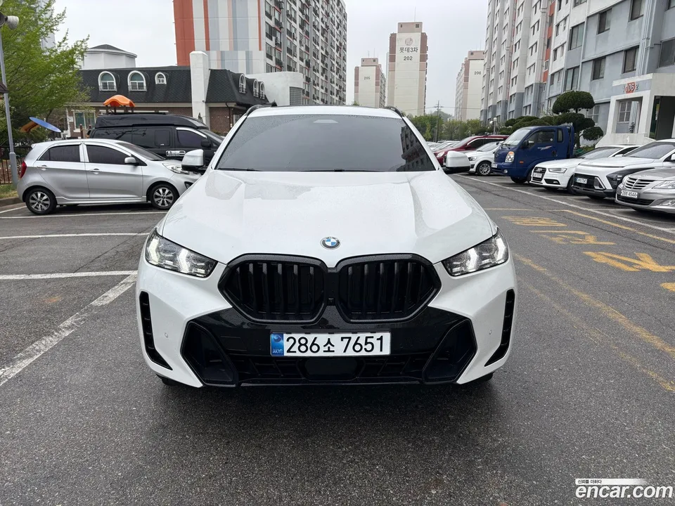 BMW X6 (G06) xDrive30d M 2026 — фото 1, купить с доставкой в Москву