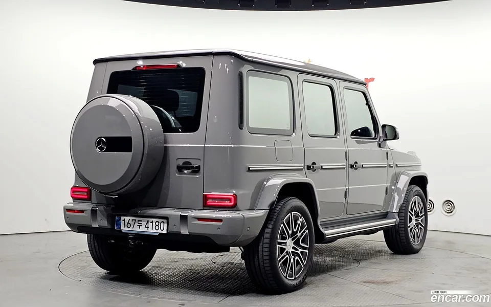Mercedes-Benz G-Class G450d 2025 — миниатюра 2