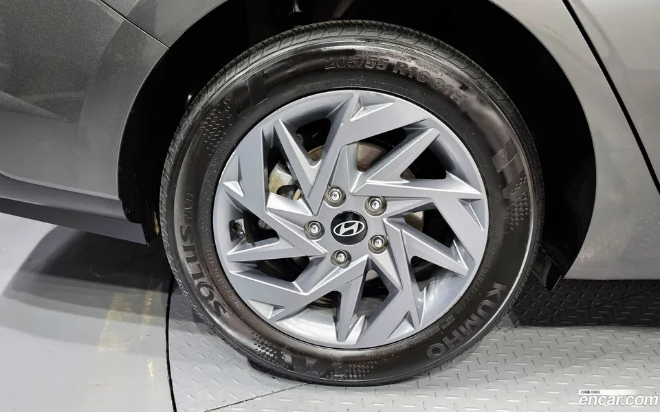 Hyundai Avante CN7 1.6 2023 — миниатюра 5