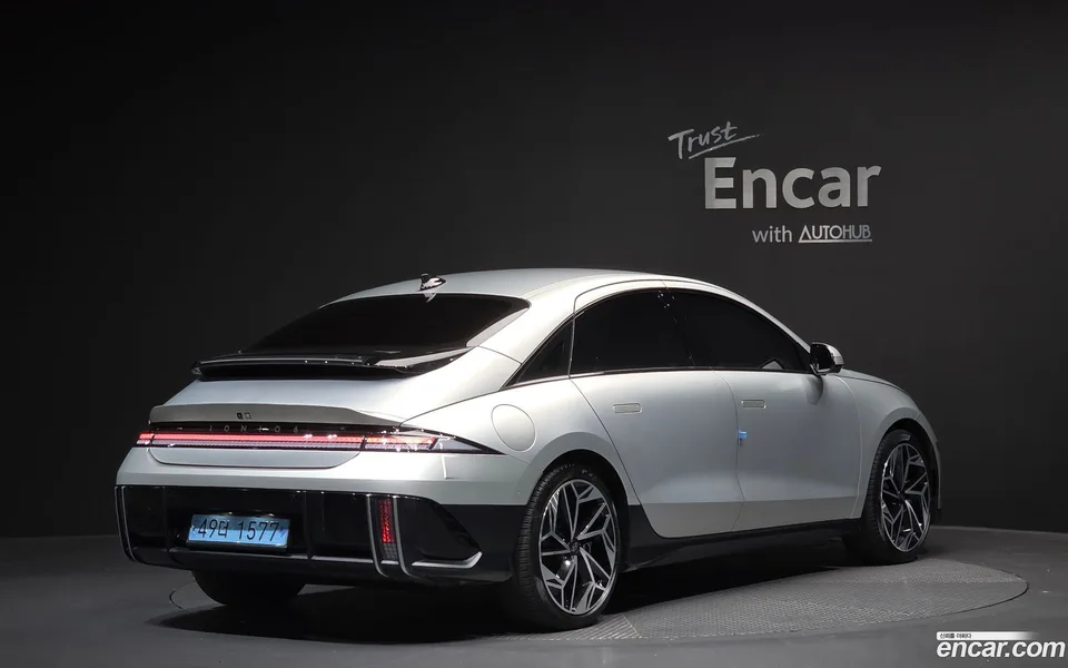 Hyundai Ioniq 6 AWD 2023 — миниатюра 2