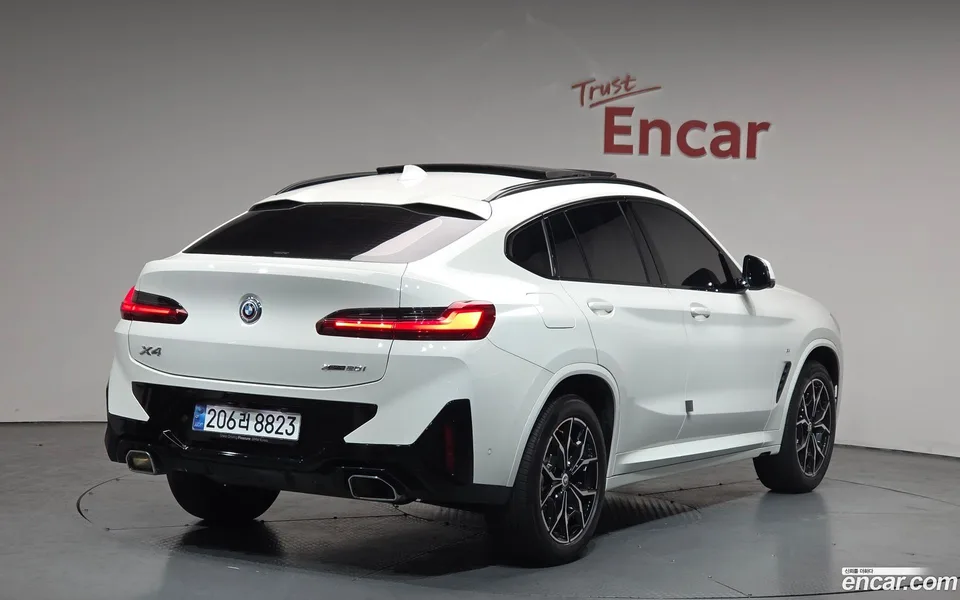 BMW X4 xDrive20i M 2024 — миниатюра 2