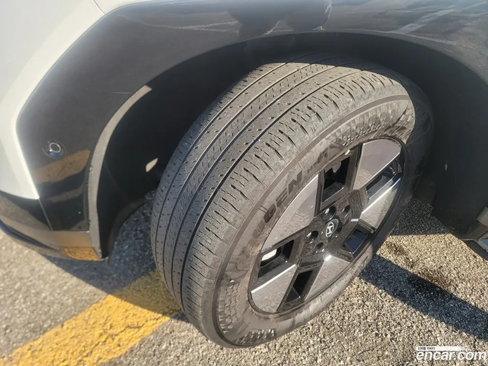 Hyundai SantaFe HEV 1.6 2WD 2023 — миниатюра 5