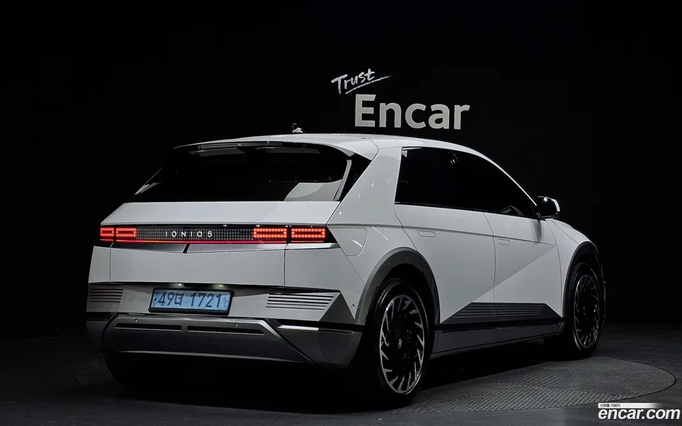 Hyundai Ioniq 5 2024 — миниатюра 2
