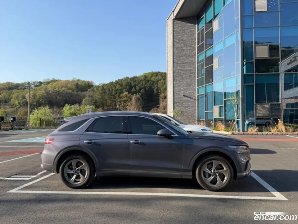 Genesis GV70 2.5T AWD 2024 — миниатюра 2